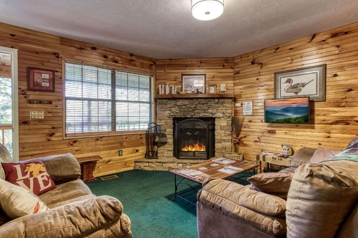 Sunset Ridge Cabin Pigeon Forge Bagian luar foto