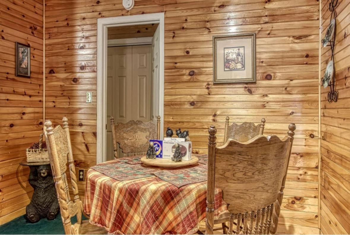 Sunset Ridge Cabin Pigeon Forge Bagian luar foto