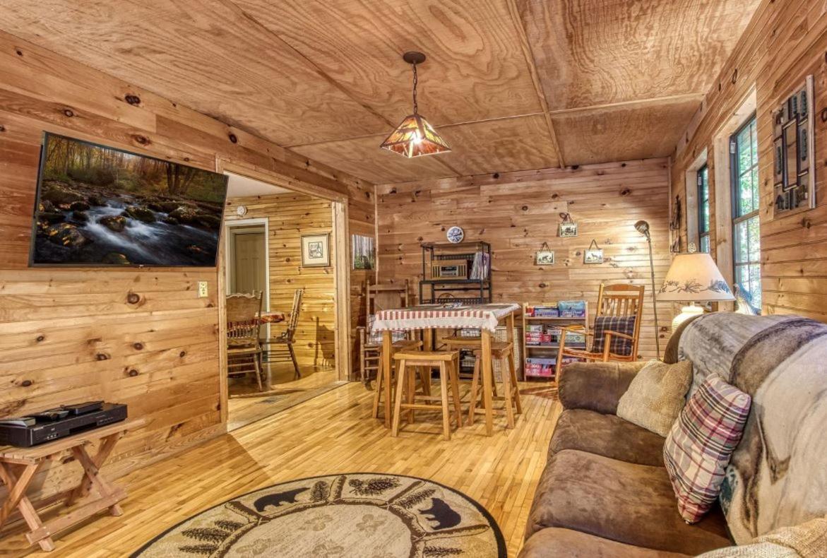 Sunset Ridge Cabin Pigeon Forge Bagian luar foto