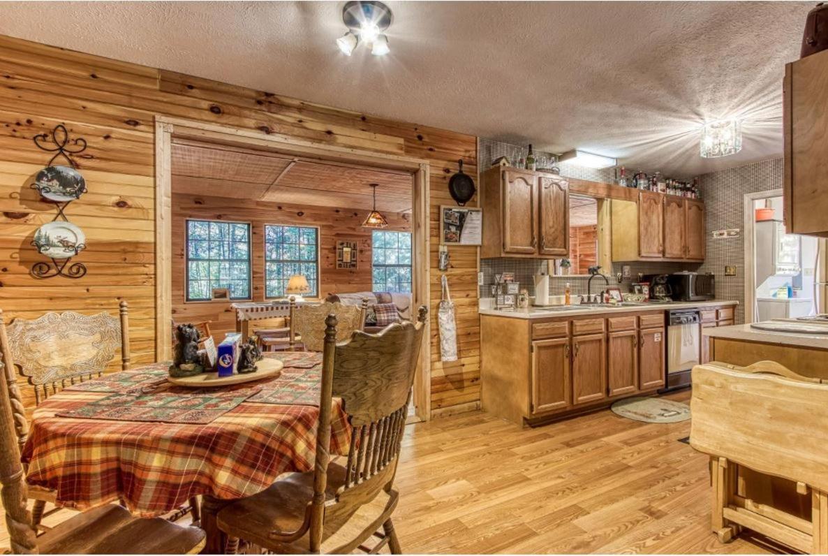 Sunset Ridge Cabin Pigeon Forge Bagian luar foto
