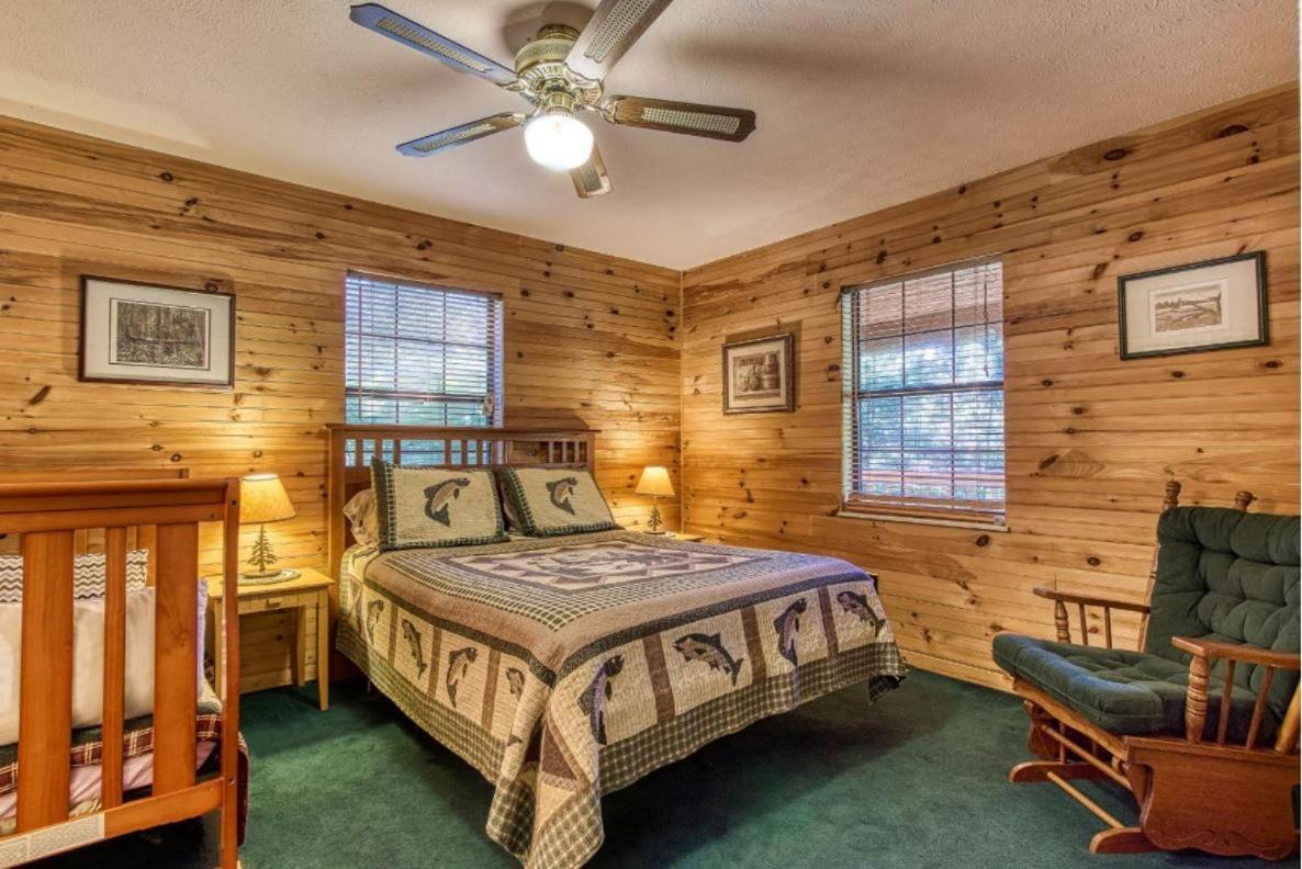 Sunset Ridge Cabin Pigeon Forge Bagian luar foto
