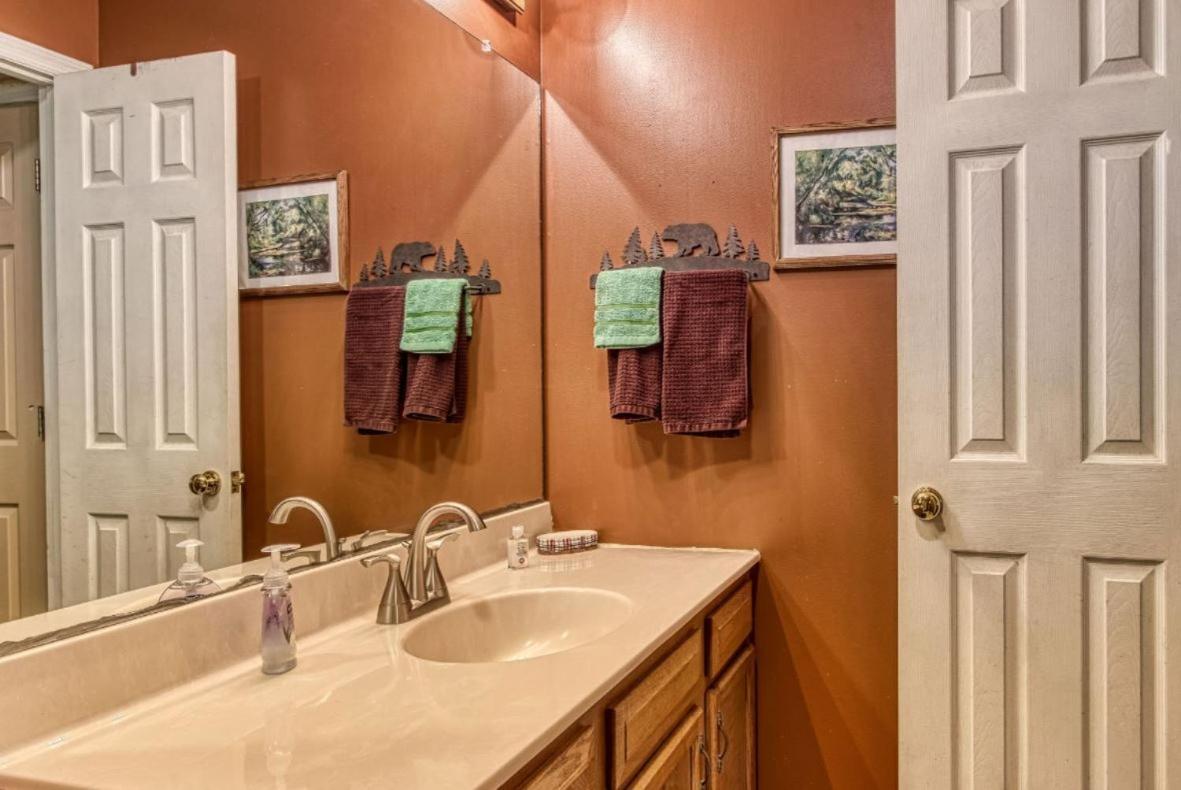 Sunset Ridge Cabin Pigeon Forge Bagian luar foto
